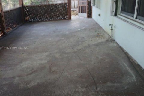 House in Boynton Beach, Florida 3 bedrooms, 159.14 sq.m. № 1807620 - photo 17