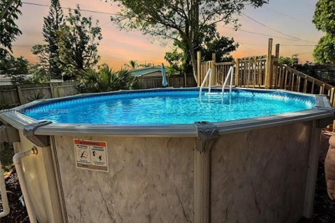 House in Boynton Beach, Florida 3 bedrooms, 159.14 sq.m. № 1807620 - photo 2