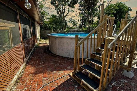 House in Boynton Beach, Florida 3 bedrooms, 159.14 sq.m. № 1807620 - photo 3