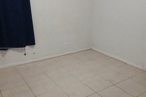 House in Boynton Beach, Florida 3 bedrooms, 159.14 sq.m. № 1807620 - photo 13