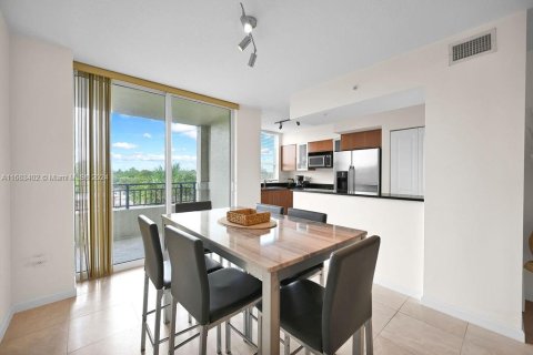 Condo in Fort Lauderdale, Florida, 1 bedroom  № 2037441 - photo 4