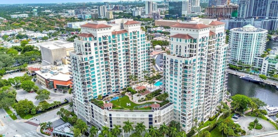 Condo in Fort Lauderdale, Florida, 1 bedroom  № 2037441