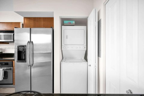Condo in Fort Lauderdale, Florida, 1 bedroom  № 2037441 - photo 7