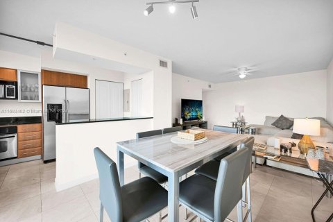 Condo in Fort Lauderdale, Florida, 1 bedroom  № 2037441 - photo 10