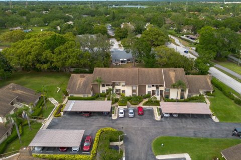 Condo in Palm Harbor, Florida, 2 bedrooms  № 1624748 - photo 1