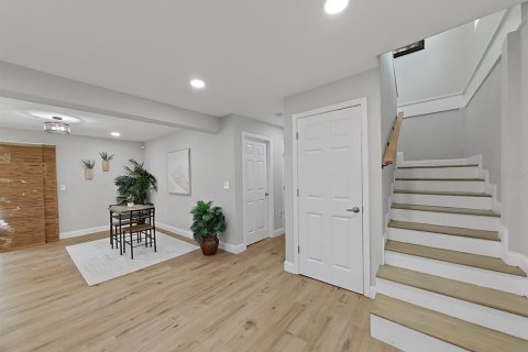 Casa en venta en Tampa, Florida, 4 dormitorios, 198.44 m2 № 1907151 - foto 27