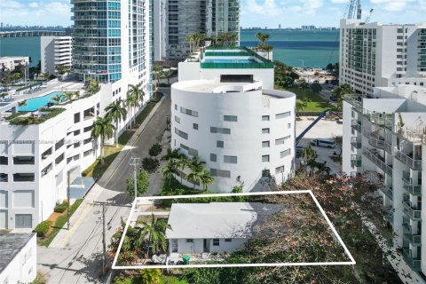 Immobilier commercial à vendre à Miami, Floride № 1763408 - photo 5