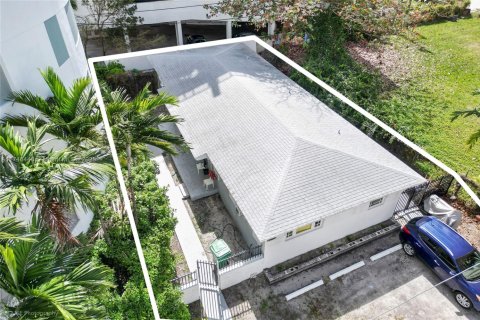 Immobilier commercial à vendre à Miami, Floride № 1763408 - photo 6