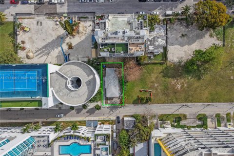 Immobilier commercial à vendre à Miami, Floride № 1763408 - photo 8