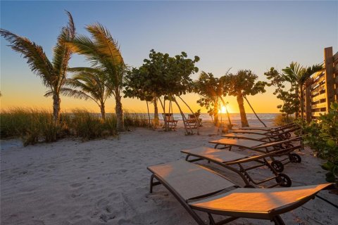 Villa ou maison à vendre à Englewood, Floride: 2 chambres, 109.44 m2 № 2198315 - photo 8