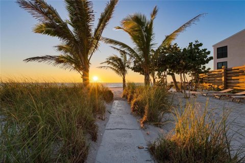 Villa ou maison à vendre à Englewood, Floride: 2 chambres, 109.44 m2 № 2198315 - photo 6