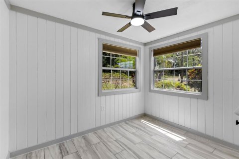 House in Tavares, Florida 3 bedrooms, 112.6 sq.m. № 1904041 - photo 20