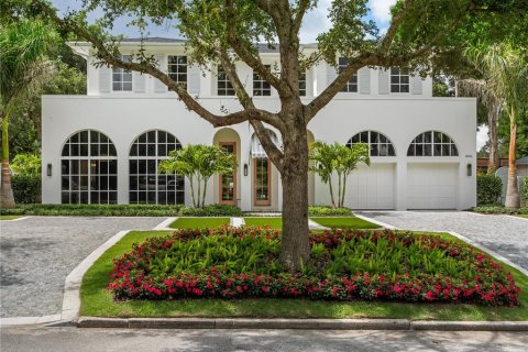 Casa en Winter Park, Florida 5 dormitorios, 387.22 m2 № 2147814