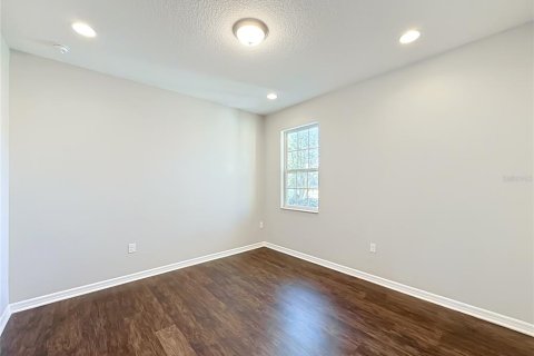 Casa en venta en Mount Dora, Florida, 4 dormitorios, 244.33 m2 № 2321063 - foto 12