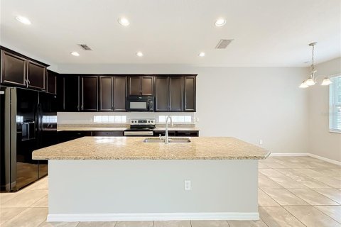 Casa en venta en Mount Dora, Florida, 4 dormitorios, 244.33 m2 № 2321063 - foto 6