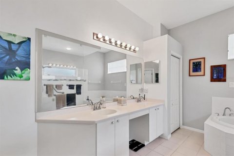 House in Sarasota, Florida 3 bedrooms, 217.86 sq.m. № 1653566 - photo 27
