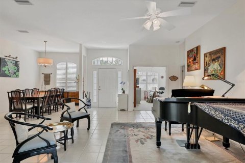 House in Sarasota, Florida 3 bedrooms, 217.86 sq.m. № 1653566 - photo 10