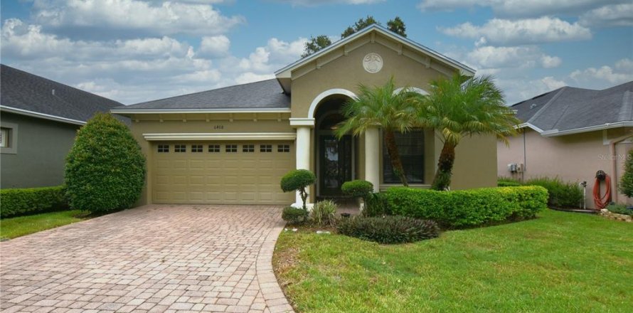 House in Lakeland, Florida 4 bedrooms, 209.87 sq.m. № 1810087