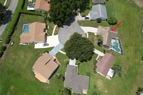 House in Zephyrhills, Florida 3 bedrooms, 125.6 sq.m. № 2303180 - photo 25