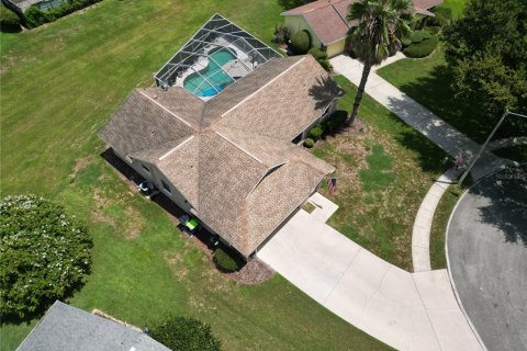 House in Zephyrhills, Florida 3 bedrooms, 125.6 sq.m. № 2303180 - photo 17
