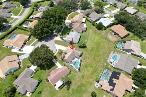 House in Zephyrhills, Florida 3 bedrooms, 125.6 sq.m. № 2303180 - photo 26