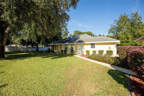 Villa ou maison à vendre à Keystone Heights, Floride: 2 chambres, 151.71 m2 № 2148454 - photo 12