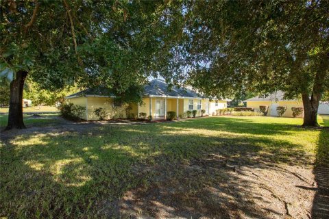 Villa ou maison à vendre à Keystone Heights, Floride: 2 chambres, 151.71 m2 № 2148454 - photo 8