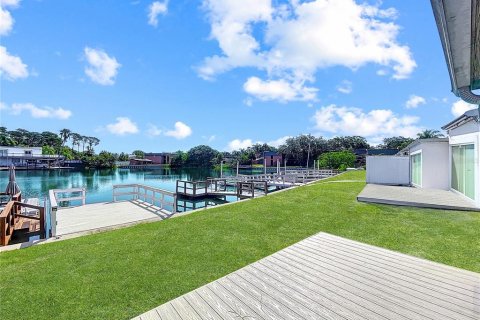 Condo in Palm Harbor, Florida, 1 bedroom  № 1806897 - photo 6