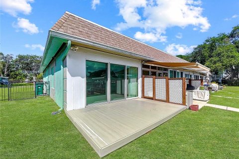 Condo in Palm Harbor, Florida, 1 bedroom  № 1806897 - photo 3