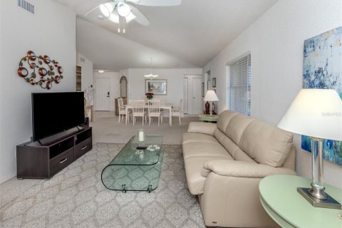 Condo in North Port, Florida, 3 bedrooms  № 1749464 - photo 15