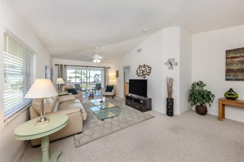 Condo in North Port, Florida, 3 bedrooms  № 1749464 - photo 9