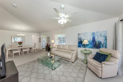 Condo in North Port, Florida, 3 bedrooms  № 1749464 - photo 16