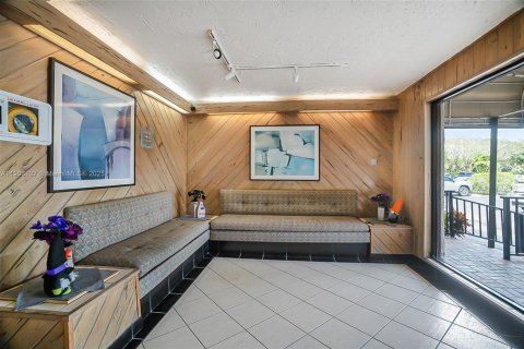 Купить кондоминиум в Лодерхилл, Флорида 2 спальни, 102.19м2, № 1954578 - фото 4