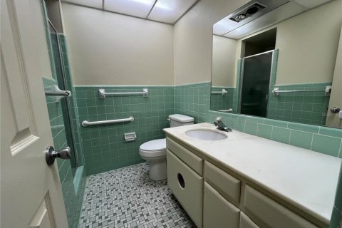 House in Frostproof, Florida 4 bedrooms, 231.33 sq.m. № 2209247 - photo 21