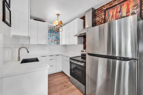 Immobilier commercial à vendre à Biscayne Park, Floride: 197.32 m2 № 2049079 - photo 25