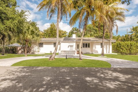 Immobilier commercial à vendre à Biscayne Park, Floride: 197.32 m2 № 2049079 - photo 2