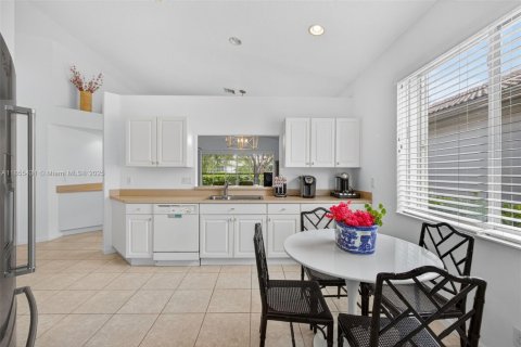 House in West Palm Beach, Florida 3 bedrooms, 151.52 sq.m. № 1878727 - photo 16