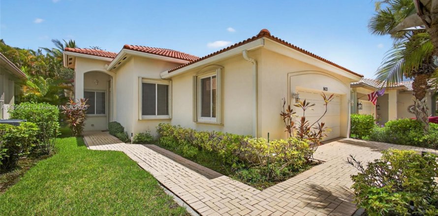 House in West Palm Beach, Florida 3 bedrooms, 151.52 sq.m. № 1878727