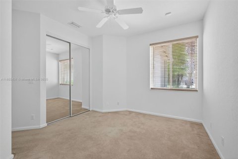 House in West Palm Beach, Florida 3 bedrooms, 151.52 sq.m. № 1878727 - photo 26