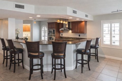 Copropriété à vendre à Saint Pete Beach, Floride: 3 chambres, 221.39 m2 № 2129412 - photo 9