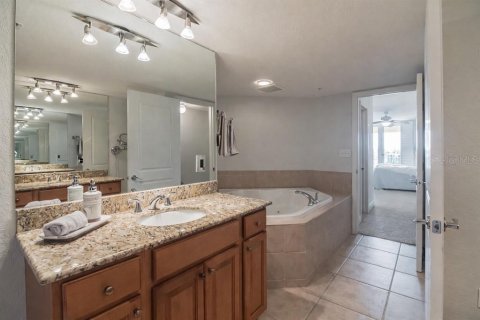 Copropriété à vendre à Saint Pete Beach, Floride: 3 chambres, 221.39 m2 № 2129412 - photo 18