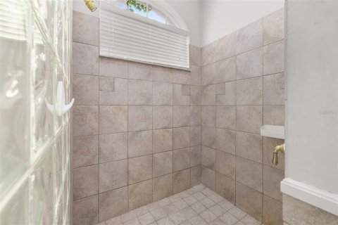 Casa en venta en Winter Springs, Florida, 4 dormitorios, 263.94 m2 № 1902662 - foto 29