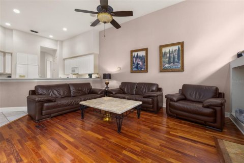 Casa en venta en Winter Springs, Florida, 4 dormitorios, 263.94 m2 № 1902662 - foto 16