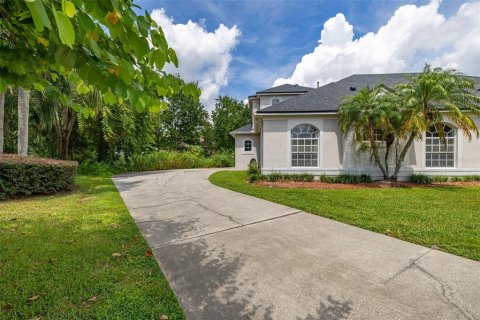 Casa en venta en Winter Springs, Florida, 4 dormitorios, 263.94 m2 № 1902662 - foto 3