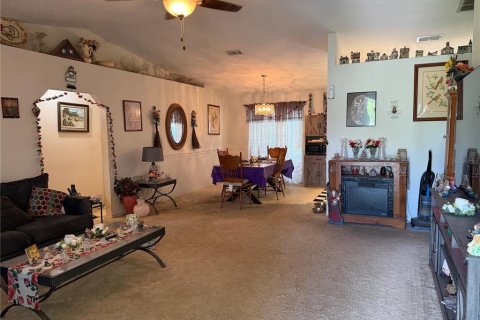 House in Belleview, Florida 3 bedrooms, 130.62 sq.m. № 2102624 - photo 10