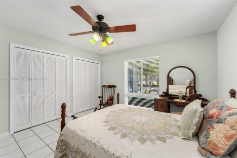 Купить виллу или дом в Корал-Гейблс, Флорида 4 спальни, 233.37м2, № 2047675 - фото 24