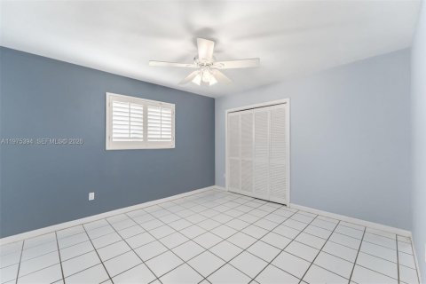 Купить виллу или дом в Корал-Гейблс, Флорида 4 спальни, 233.37м2, № 2047675 - фото 25