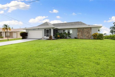 Casa en venta en Punta Gorda, Florida, 3 dormitorios, 161.19 m2 № 1899351 - foto 2