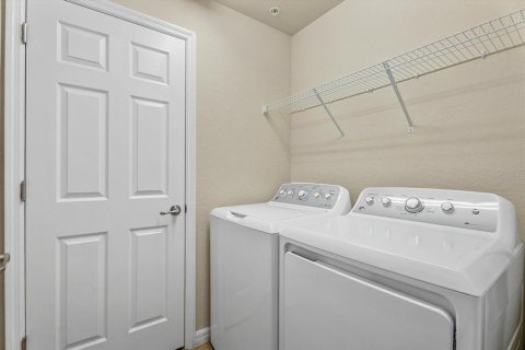 Condo in Venice, Florida, 3 bedrooms  № 2312768 - photo 22