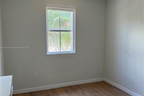 Townhouse in Doral, Florida 4 bedrooms, 208.94 sq.m. № 1891818 - photo 22